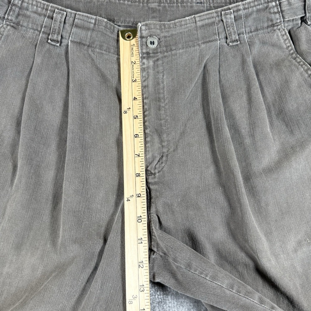 Vintage Levi's Dockers Shorts Men's 36 Brown Double Pleated USA Made - Picture 7 of 10